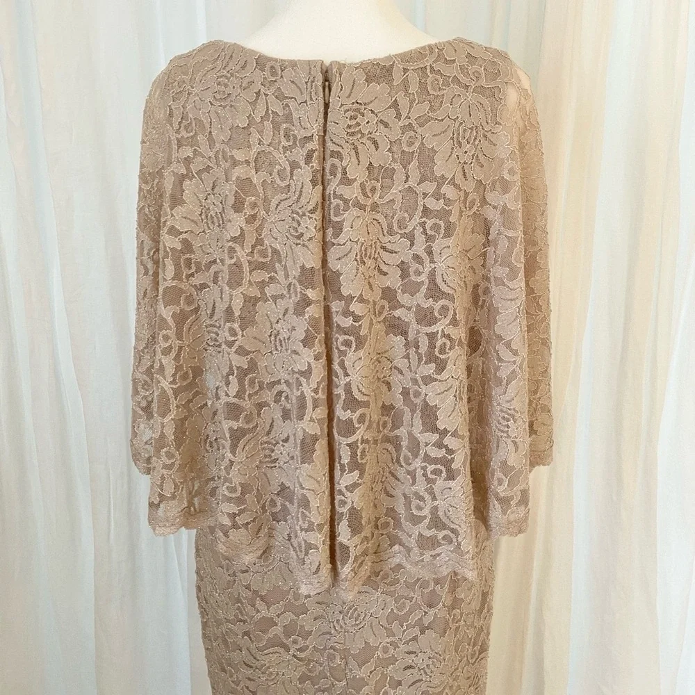 Jessica Howard Scalloped Shimmer Stretch Lace Capelet Dress Champagne 10P - Picture 7 of 9